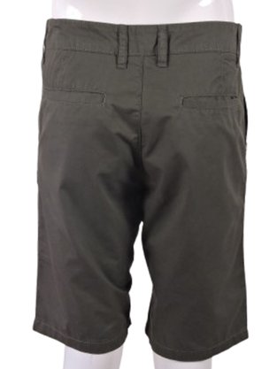 Bermuda Básica Masculina Chino Reta Em Sarja KTNUNATSI Hering Verde