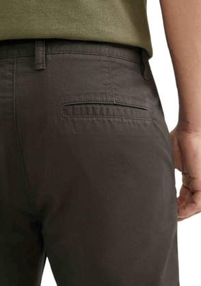 Bermuda Básica Masculina Chino Reta Em Sarja KTNUNATSI Hering Verde