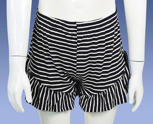 Conjunto Infantil Feminino 4-8 Blusa Regata e Shorts Listrado 10312808 Marisol Branco e Preto