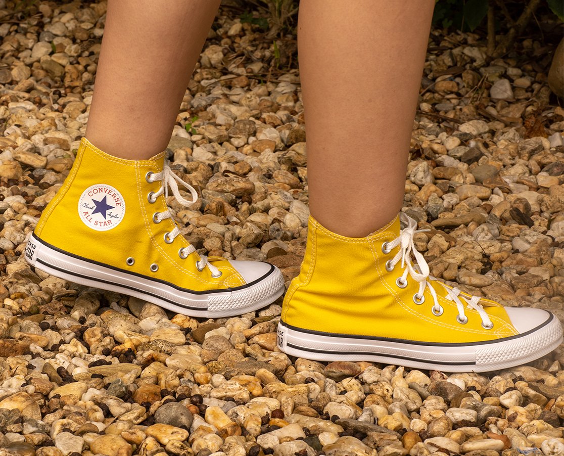 Tênis Converse All Star Cano Alto - Amarelo - Chuck Taylor