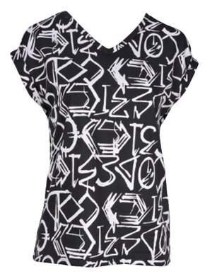 Blusa De Malha Feminina Adulto Manga Japonesa V0011 Vila Flor Preto e Branco