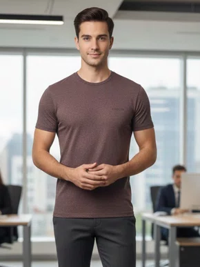 Camiseta Manga Curta Slim Casual Masculina 6490003 Ogochi Marrom