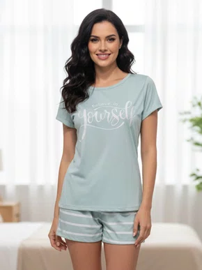 Pijama Feminino Blusa Manga Curta e Shorts  5300 Doce Luar Verde Claro